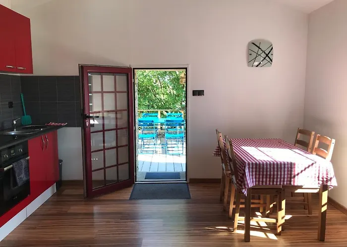 LA CHARMILLE Gîte La Terrasse *